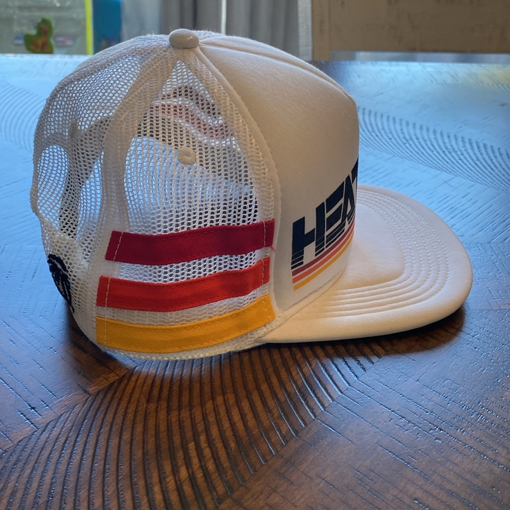 Heat wave snapback hat - Picture 2 of 4